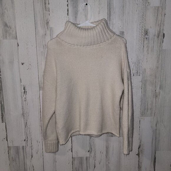 🧡Kendall + Kylie Cream Cowl Mock Neck Sweater - Picture 1 of 4